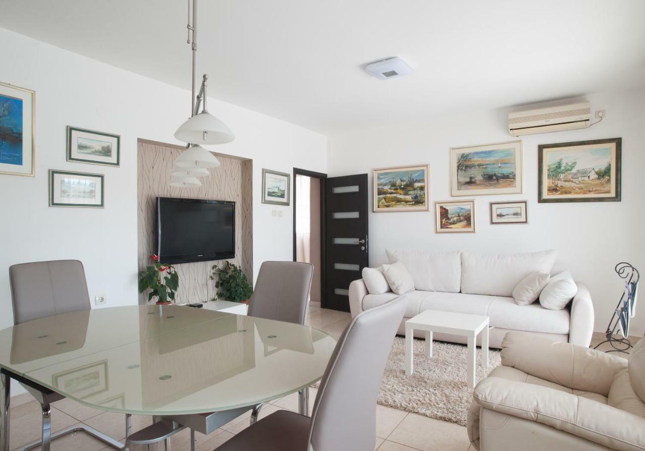 Apartment Sirius ポドストラナ エクステリア 写真