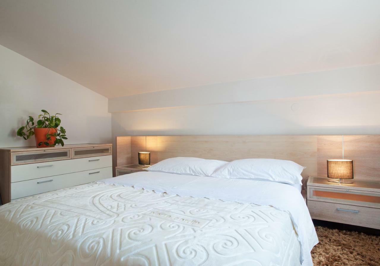 Apartment Sirius ポドストラナ エクステリア 写真